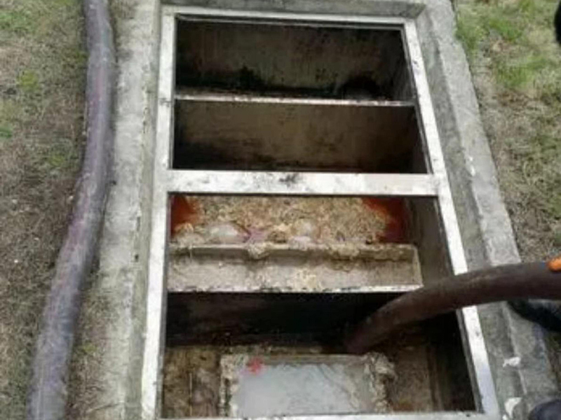 玉泉隔油池清理